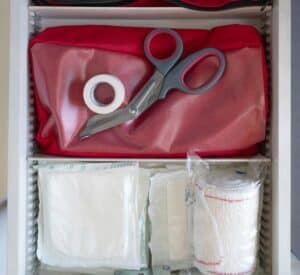 trousse premier secours entreprise obligation